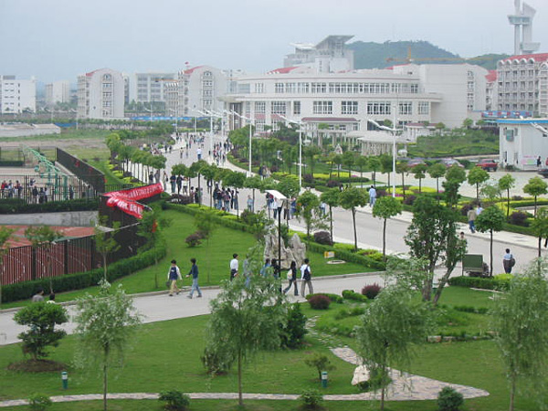 校園風(fēng)光